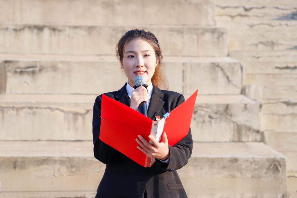 教师名录 客座教授 师资招聘 教师风采