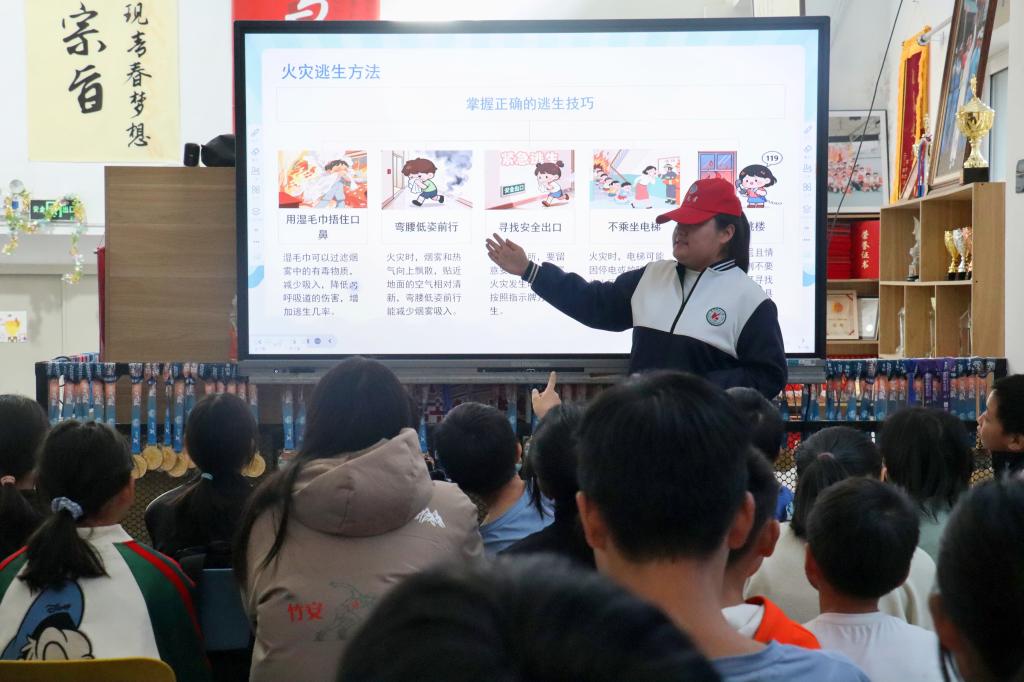 青年之声 支部风采 社会实践 双创空