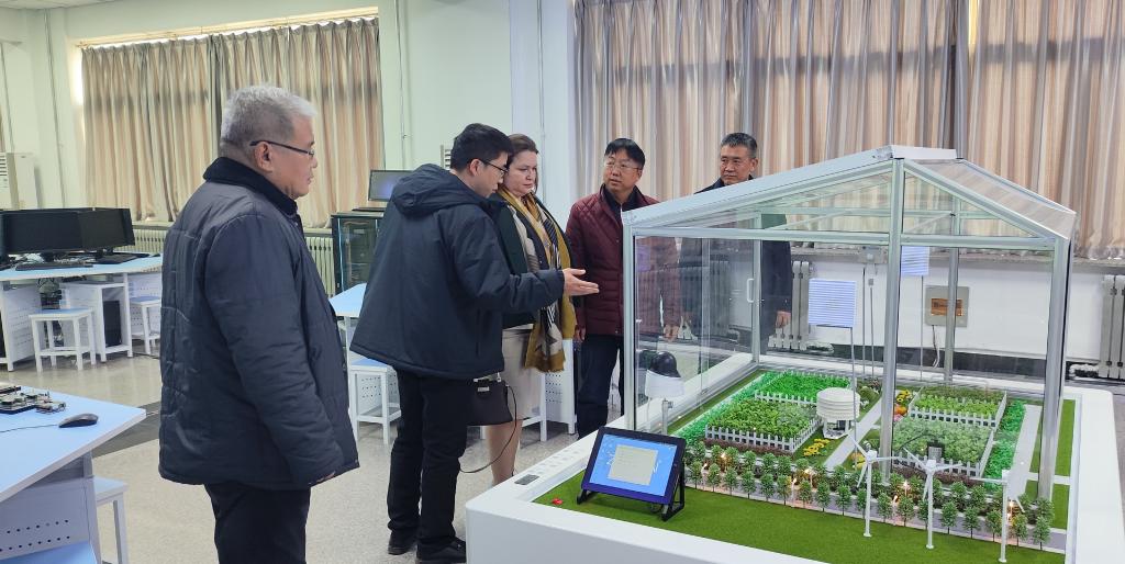 杨永辉院长代表bettor伟德官网新