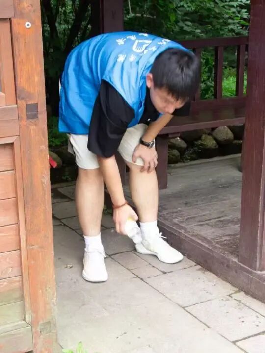 将环保理念传播与乡村服务相结合
